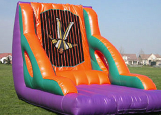 Interactieve Opblaasbare Klitbandmuur 5mx4m 7mx5m Grootte voor het Openlucht Beklimmen