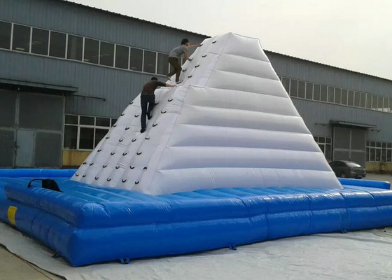 Commerciële Opblaasbare het Beklimmen Muur, Slag - omhoog Het Geteerde zeildoek van pvc van Plato van de Bergbeklimmingsmuur