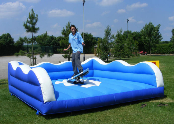 Het onderhouden verviervoudigt het Opblaasbare Sportenspeelgoed de Stikkende Simulator van de Brandingsgolf