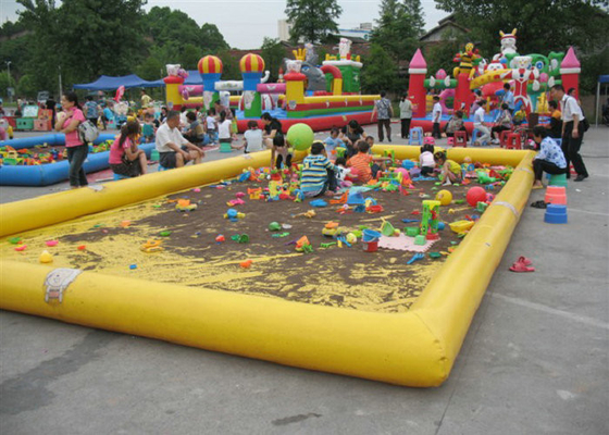 Aangepast Opblaasbaar Zwembad 10mx6m Hoge Duurzaamheid voor het Spelen Waterbal