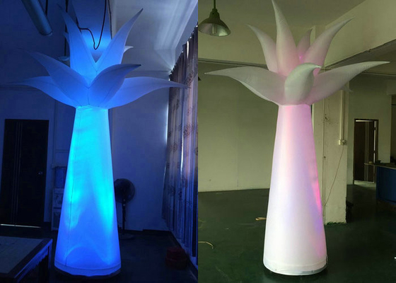 Palm die Licht op Inflatables Aangepaste Hoogte voor Promotiecampagnes gestalte geven