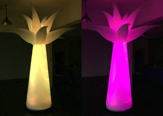 Palm die Licht op Inflatables Aangepaste Hoogte voor Promotiecampagnes gestalte geven